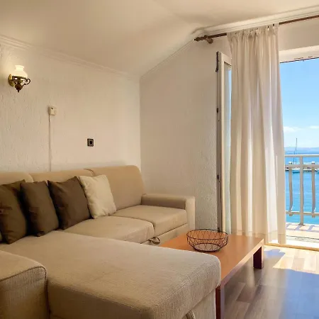 Aparthotel Adria