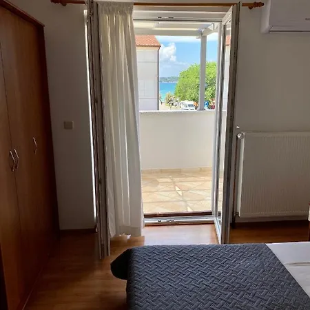 Lägenhetshotell Adria 4*