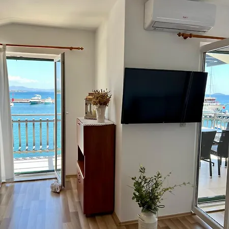 Lägenhetshotell Adria Vodice