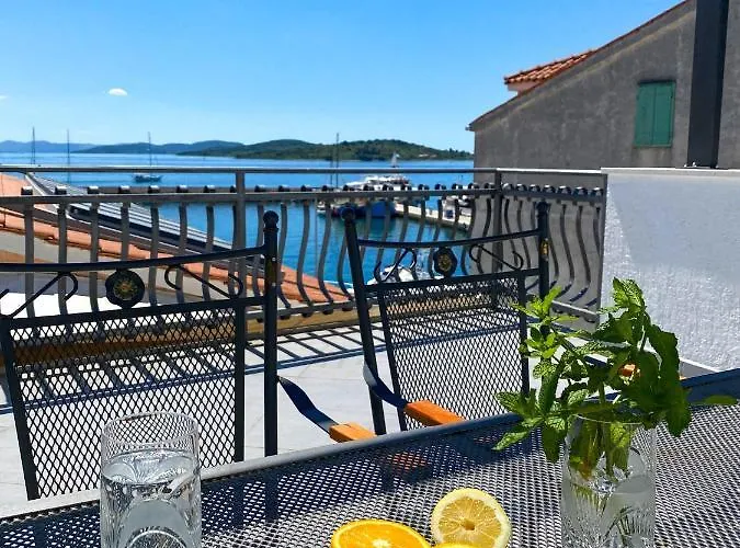 Adria Hotel apartamentowy 4*